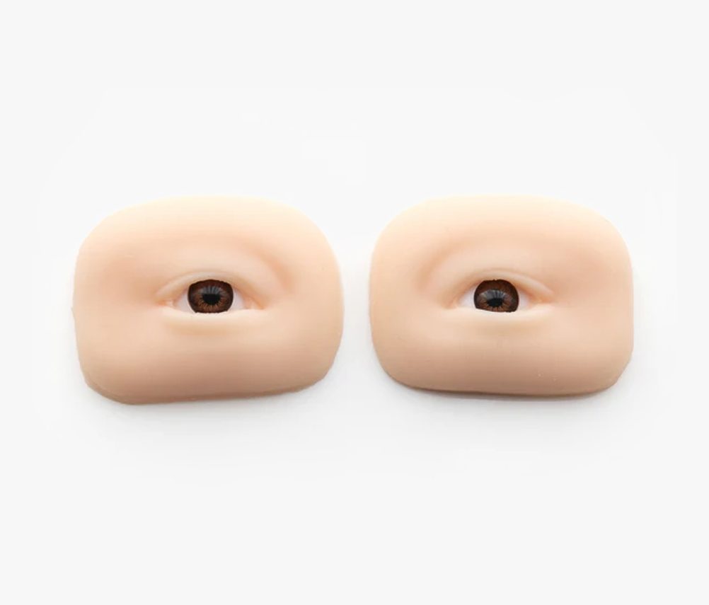 Fake-Skin-w3D-Eyes